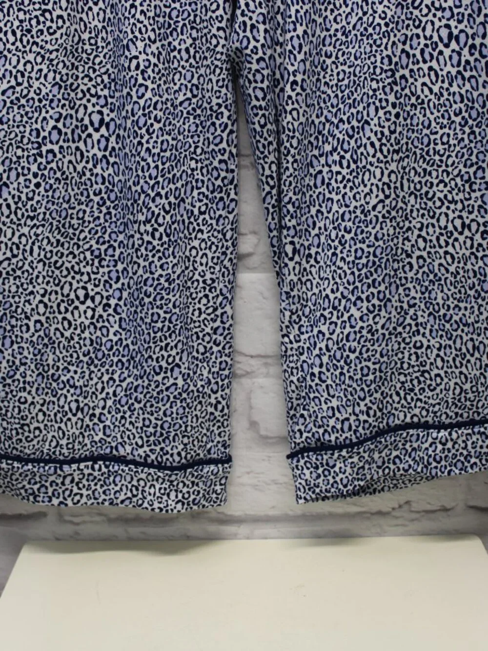 Joyspun Large Blue Black Leopard Print Shortsleeve Button Pajama Loungewear Set